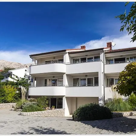 Prestige Apartment *